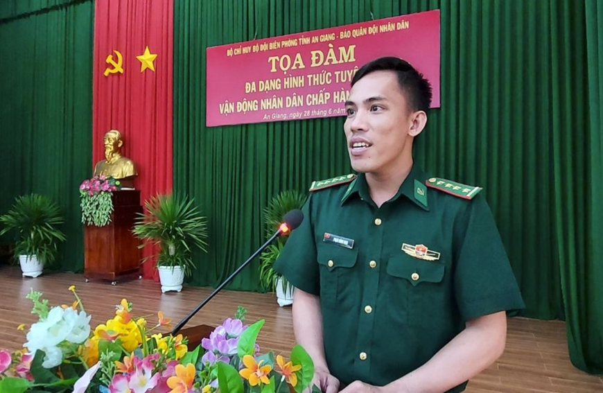 View - 	Bộ đội Biên phòng tỉnh An Giang Tuyên truyền, phổ biến pháp luật